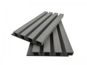 Heißer Verkauf WPC Wandverkleidung hohl 4 quadratische Löcher 170x26mm mehrfarbig hochwertige Holzfaser HDPE wasserdicht für Außendekoration